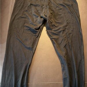 allbirds Women’s black leggings